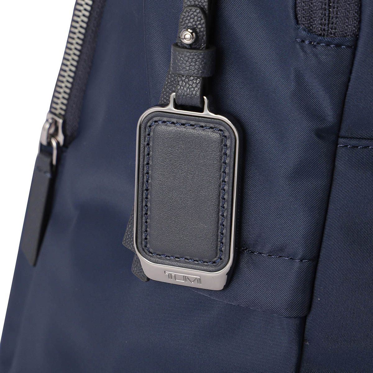 新品 トゥミ TUMI リュックサック ヴォヤジュール インディゴ - メルカリ