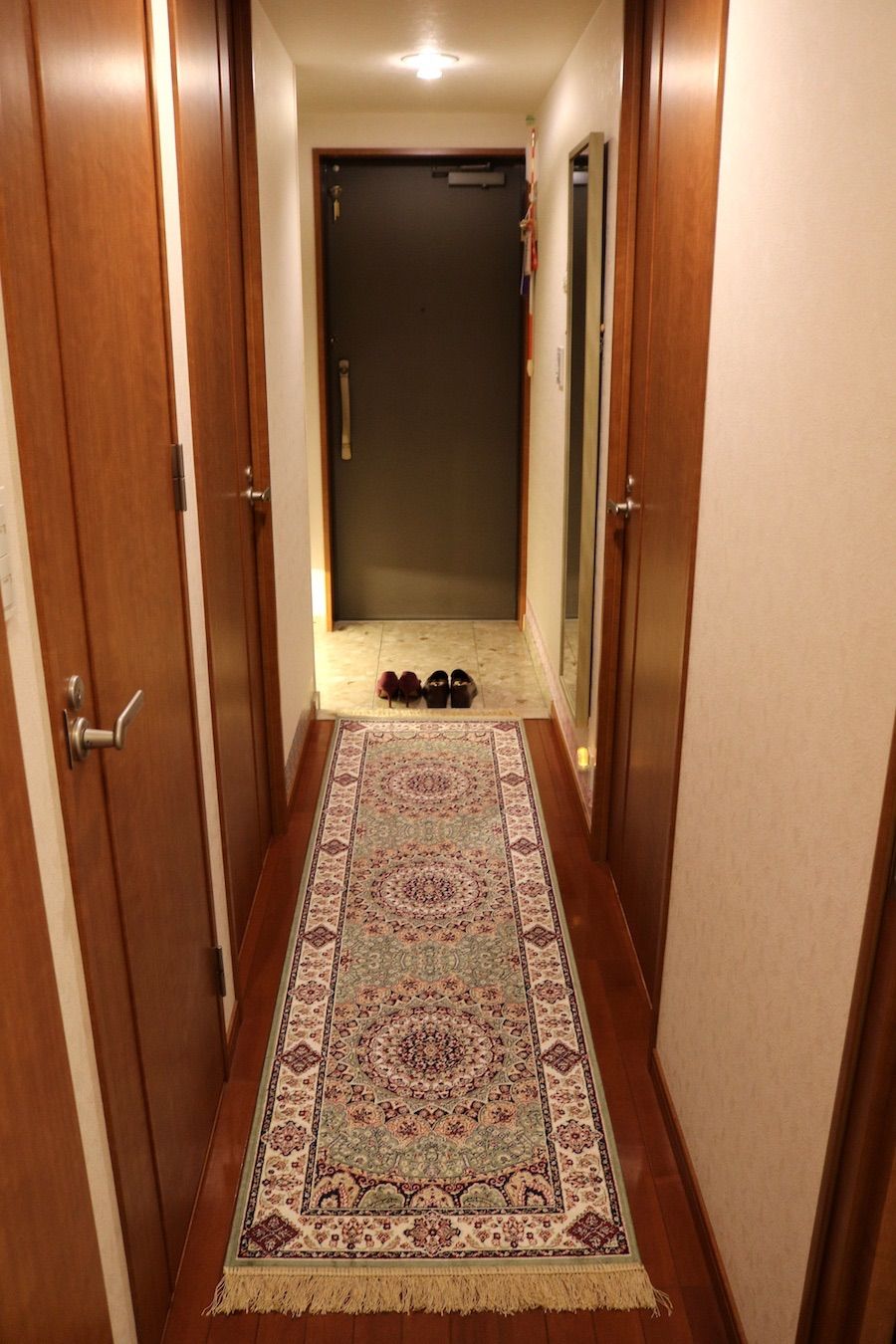ペルシャ柄絨毯 67×240 新品未使用 玄関マット キッチンマット ペルシャ柄絨毯 67×240 新品未使用 玄関マット キッチンマット