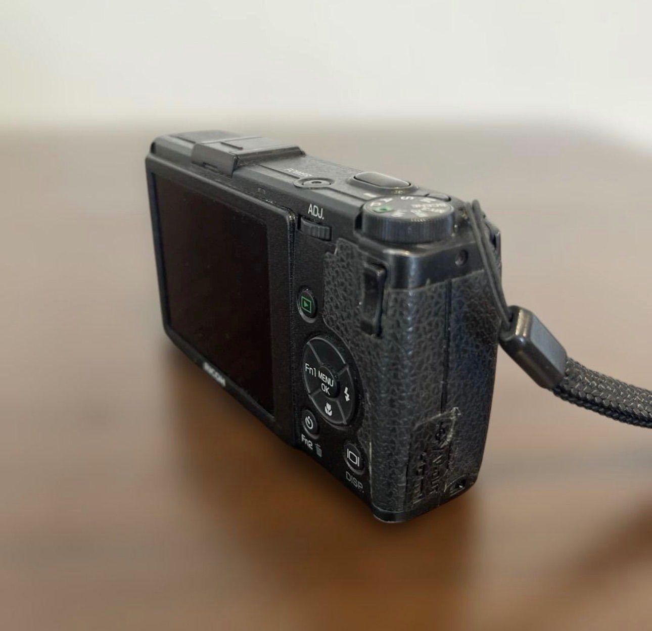 4913 RICOH GR DIGITAL IV ブラック ジャンク品 4913 RICOH GR DIGITAL IV ブラック ジャンク品 - メルカリ