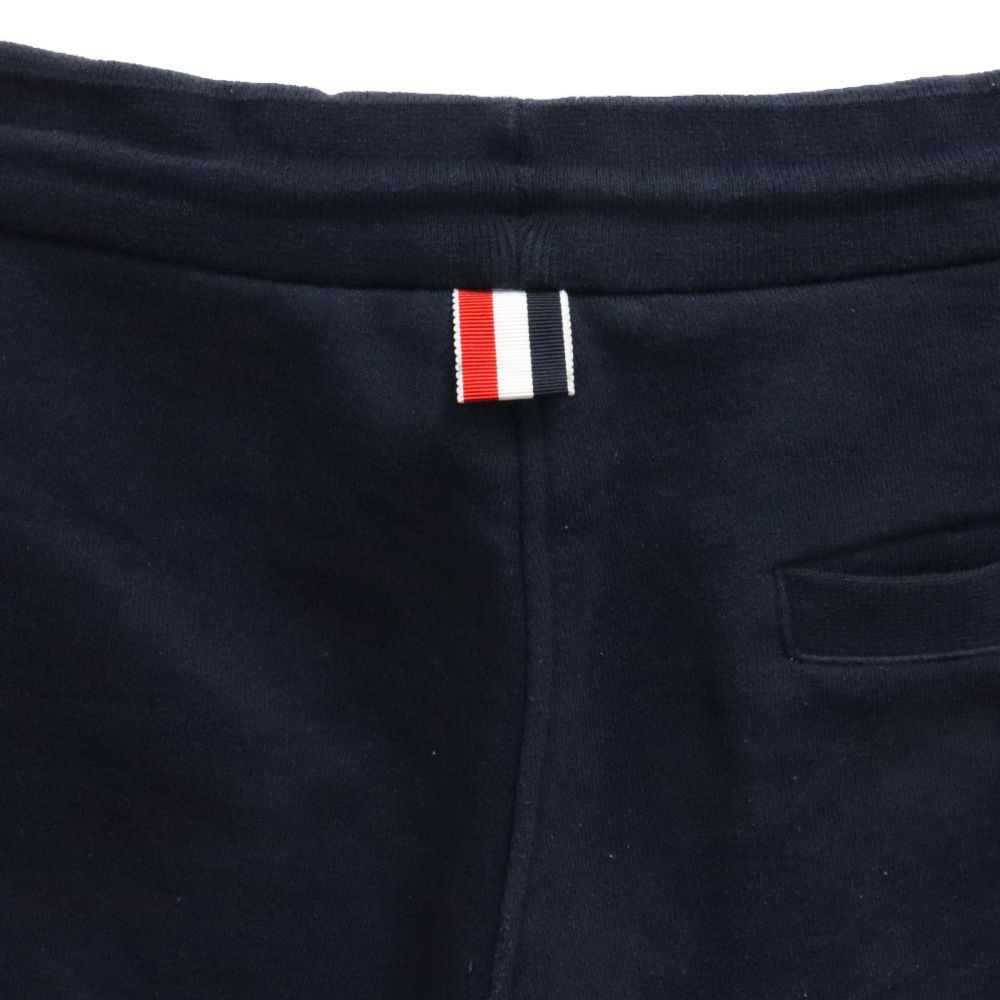 THOM BROWNE (トムブラウン) 4BAR クラシックスウェットショーツ ショート ハーフ パンツ ネイビー MJQ012H-00535461  - メルカリ