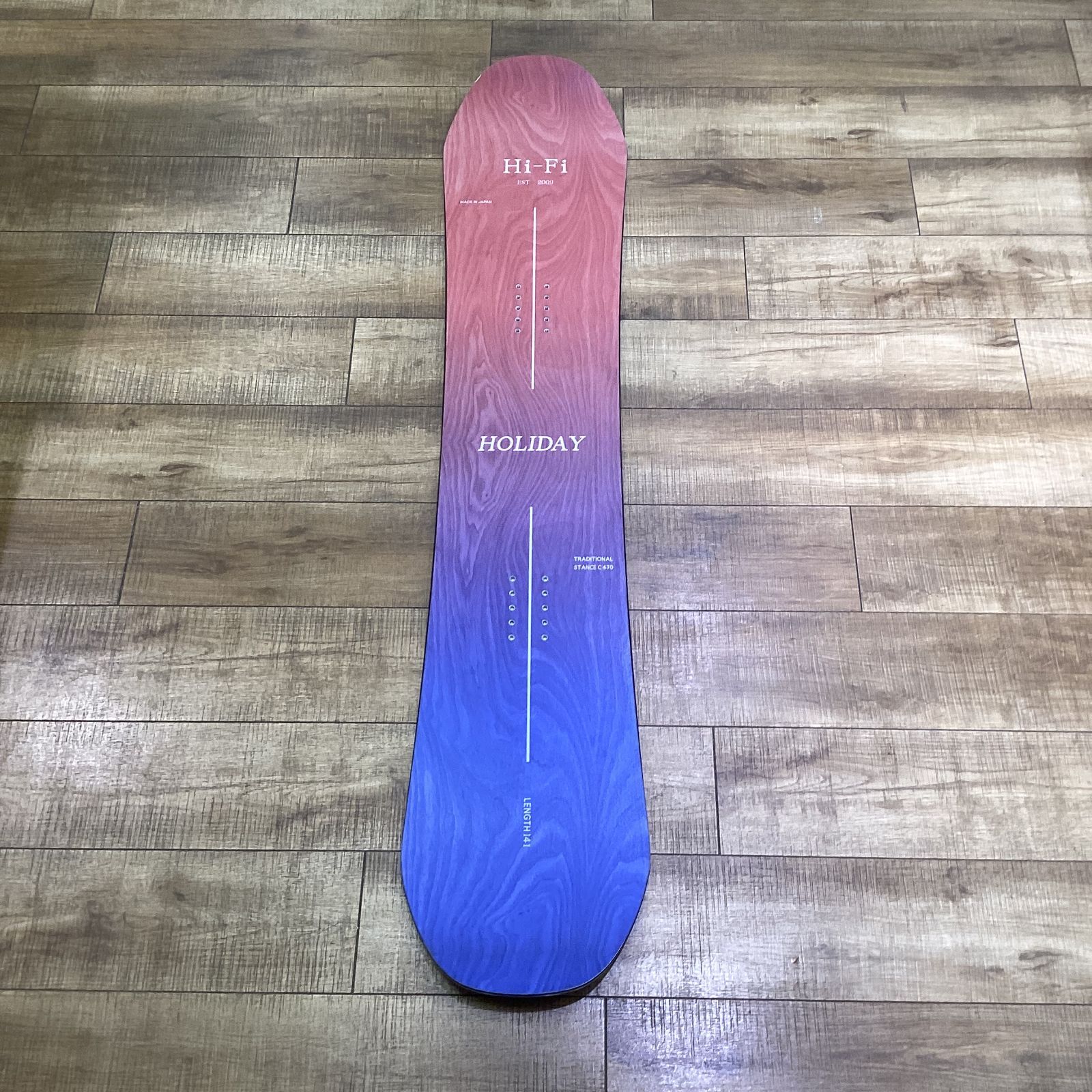  スノーボード HOLIDAY HI-FI 141 cm 2025-24 試乗機 ボード スノーボード