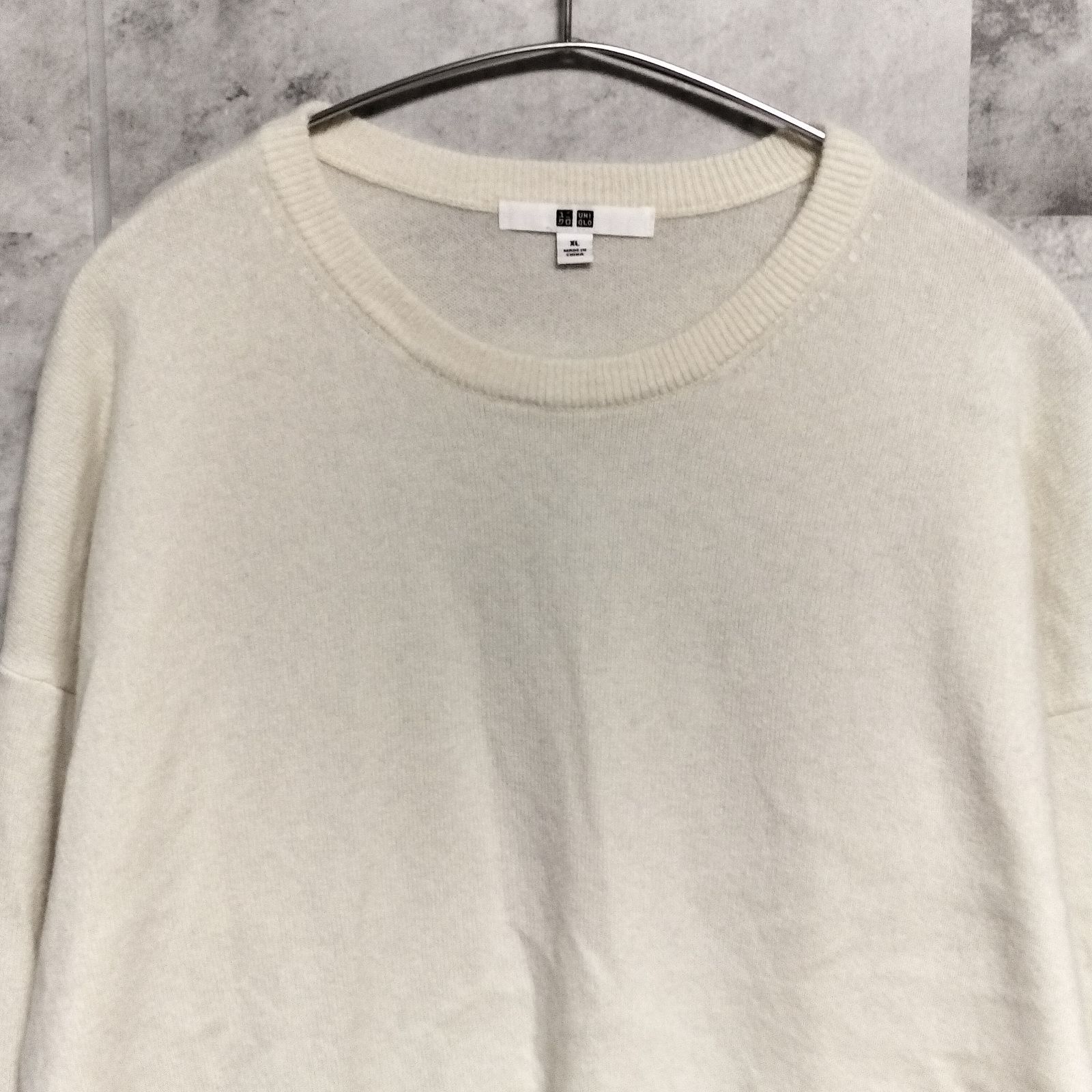 美品】UNIQLO カシミヤクルーネックセーター XLサイズ オフホワイト