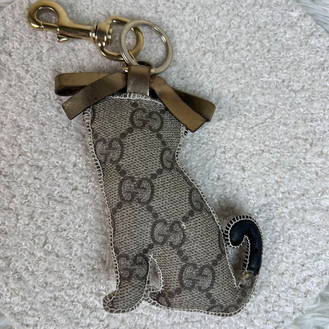 GUCCI キーホルダー　チャーム　グッチョリ　オリバー　パグ 良品】グッチ チャーム キーホルダー グッチョリ オリバー パグ