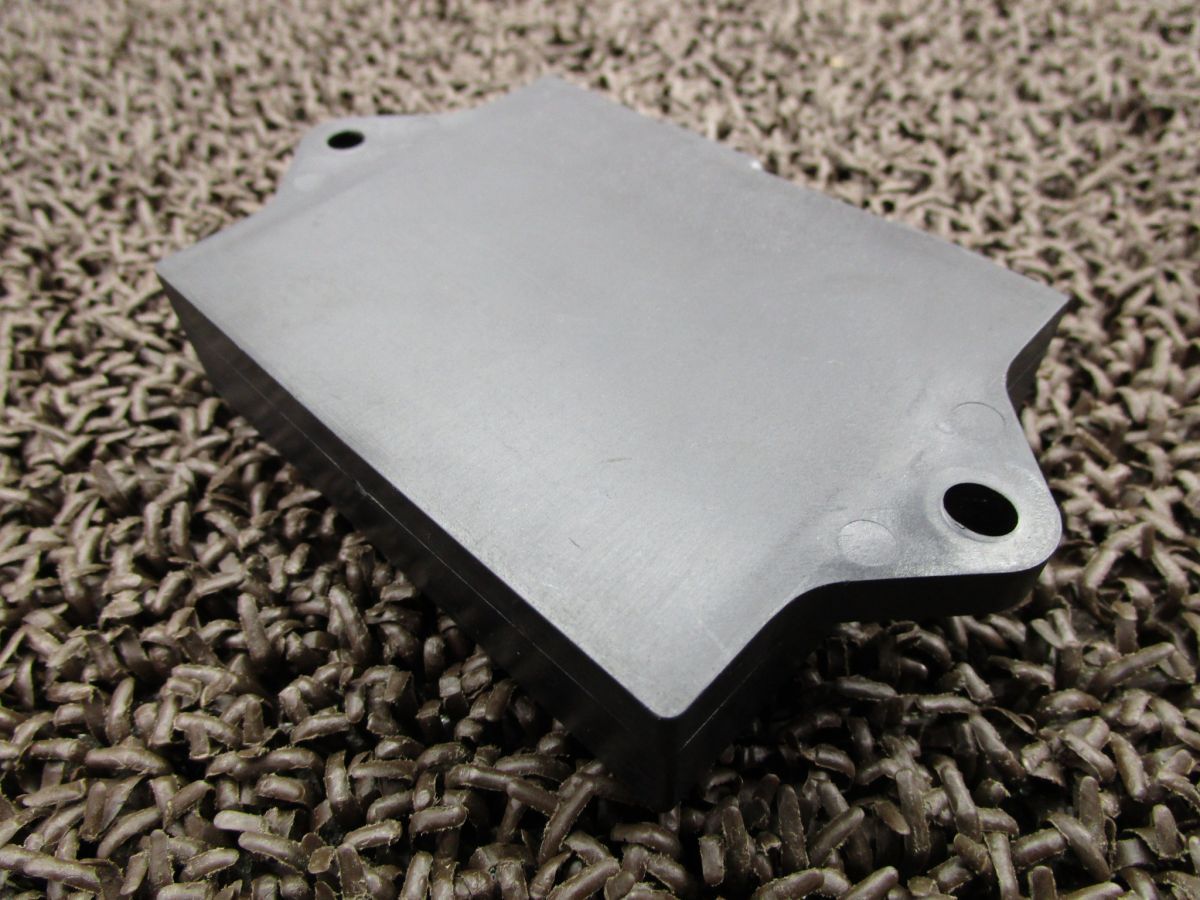 fuku様 XJR1300 イグナイター R899 CDI！RP01J ヤマハ 【 P501E 】 キャブ車