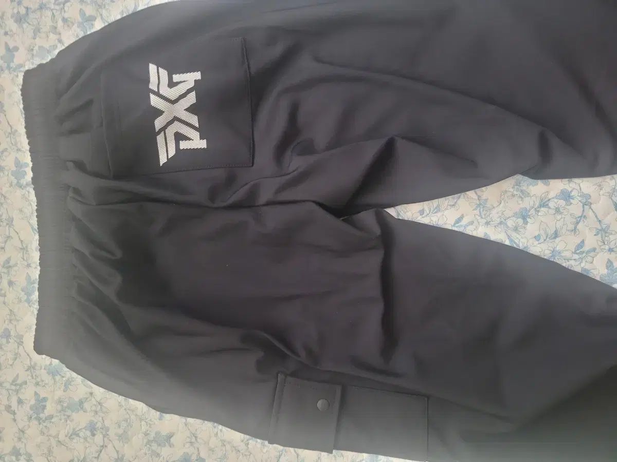 PXG ゴルフウェア レディースダウン ジャケット スカート上下2点セット 秋冬 PXG 新作 ゴルフウェア レディースダウン ジャケット スカート