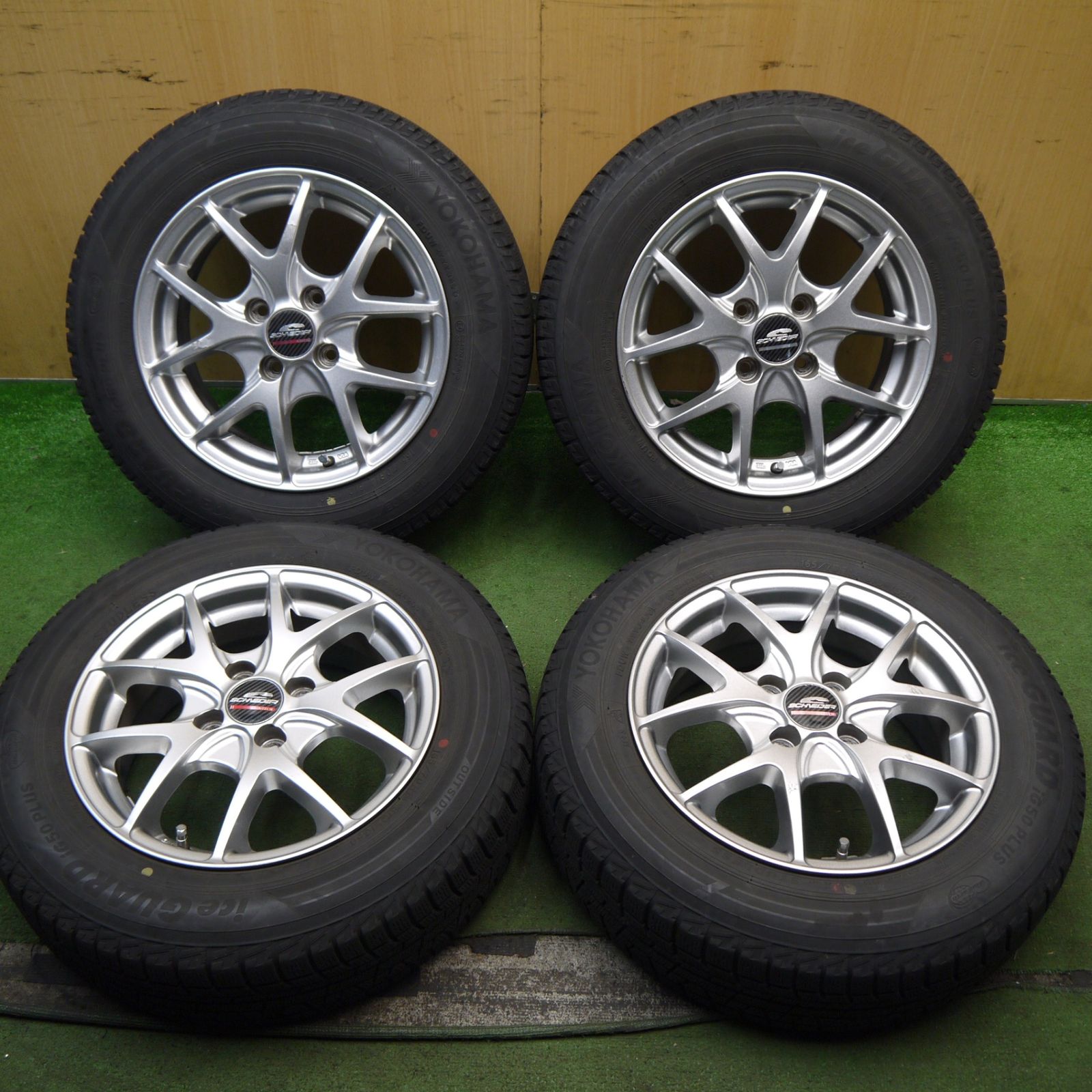 4本価格 スタッドレス 165 70R14 ヨコハマ アイスガード iG50 プラス SCHNEIDER シュナイダー 14インチ PCD100 4H 5093005Hス