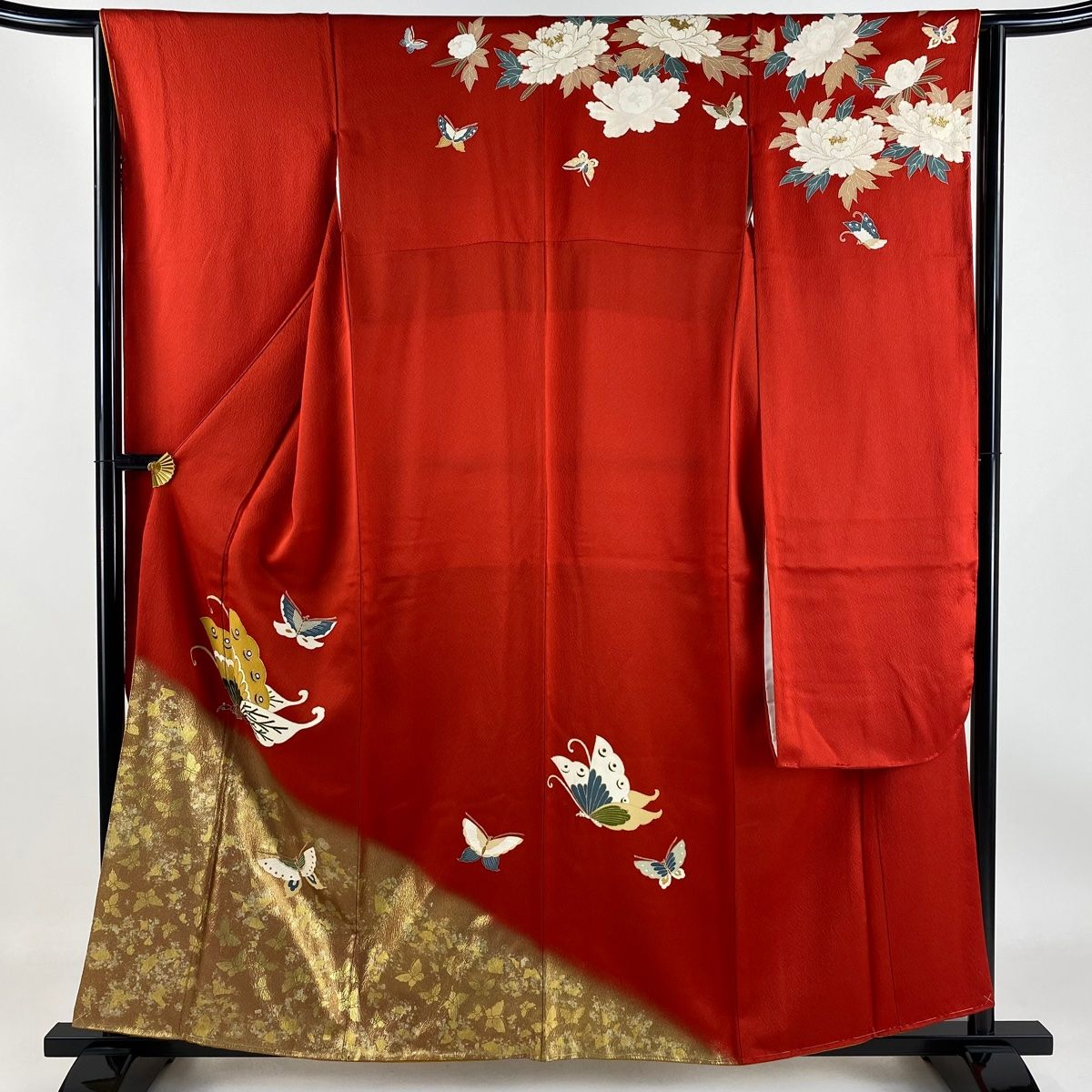 振袖 身長157-172cm 赤　黒　ゴールド　薔薇　正絹 振袖レンタル 振袖Lサイズ 金薔薇 黒/赤｜着物レンタル 安心フル