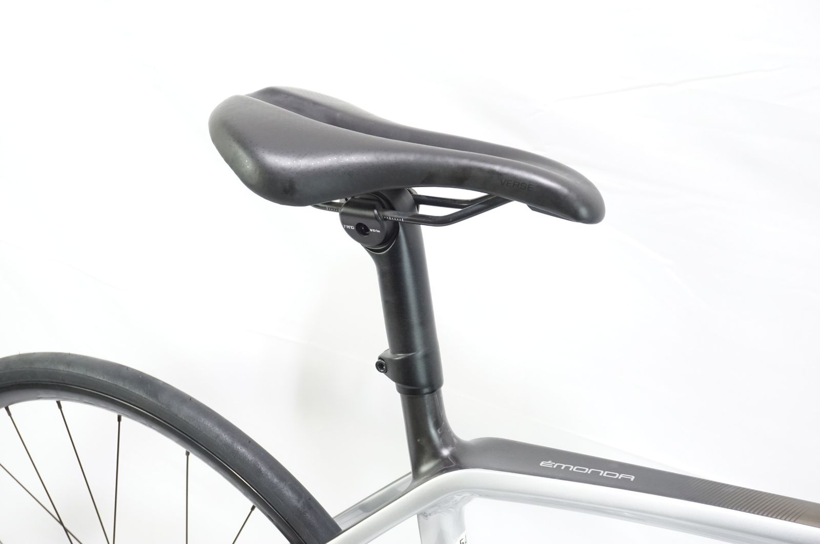 2021年モデル ロードバイク