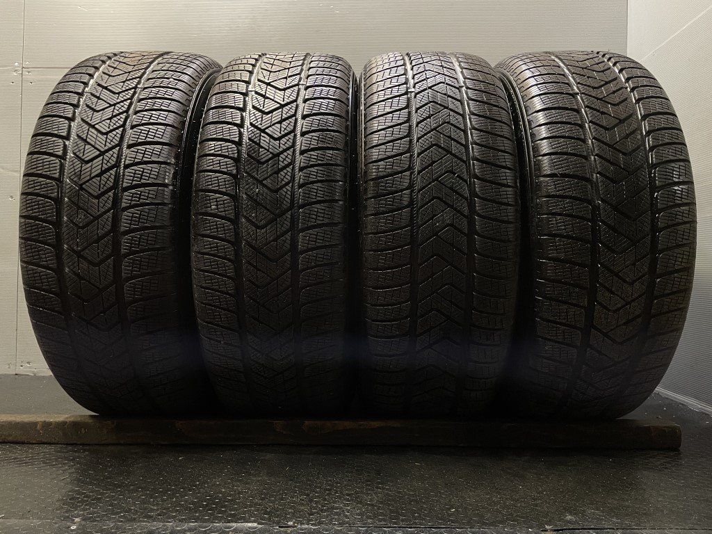 PIRELLI SCORPION WINTER 255/55R20 20インチ スタッドレス 4本 バリ溝