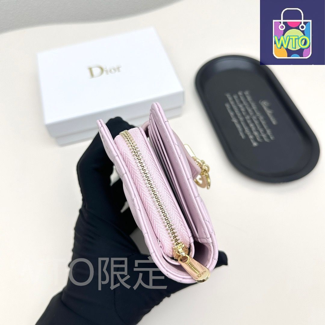 今日特価】Dior ディオール ミニ財布シリーズ 頭層の小羊皮を