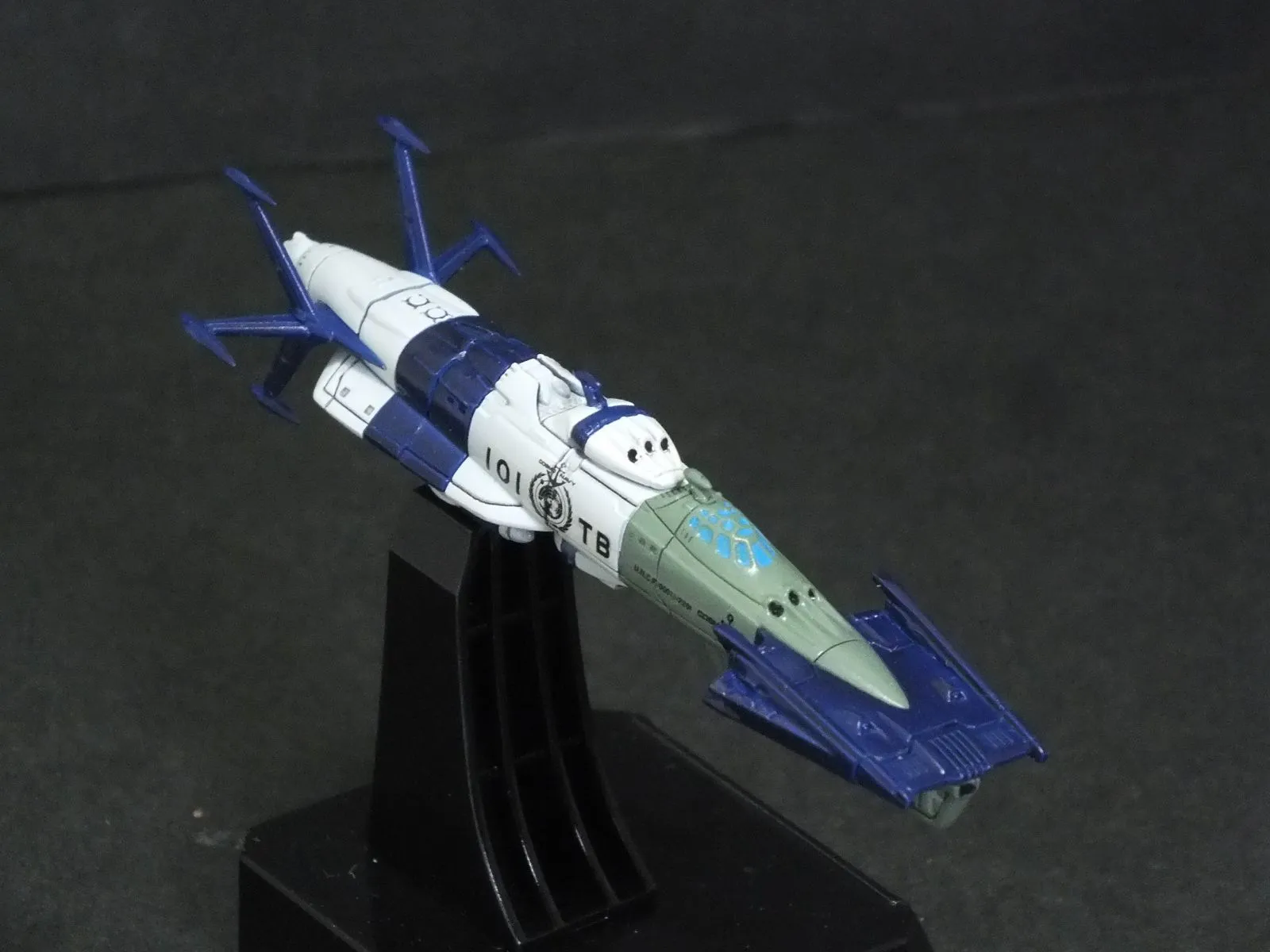 ヤマト2202 1/1000 磯風改型突撃宇宙駆逐艦 完成品|mercariメルカリ
