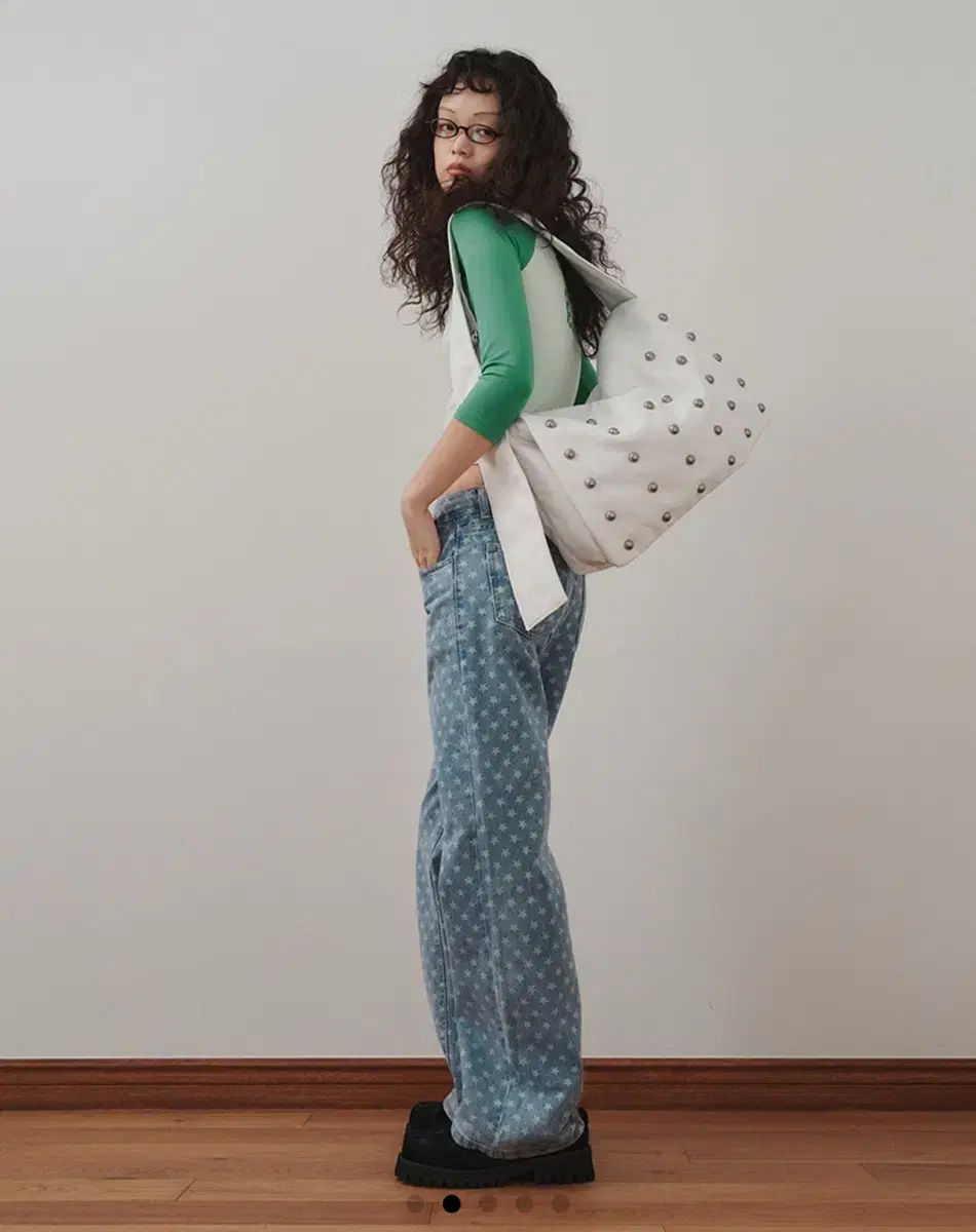 PLZPROJECT スタッド ホワイト メッセンジャーバッグ ショルダーバッグ