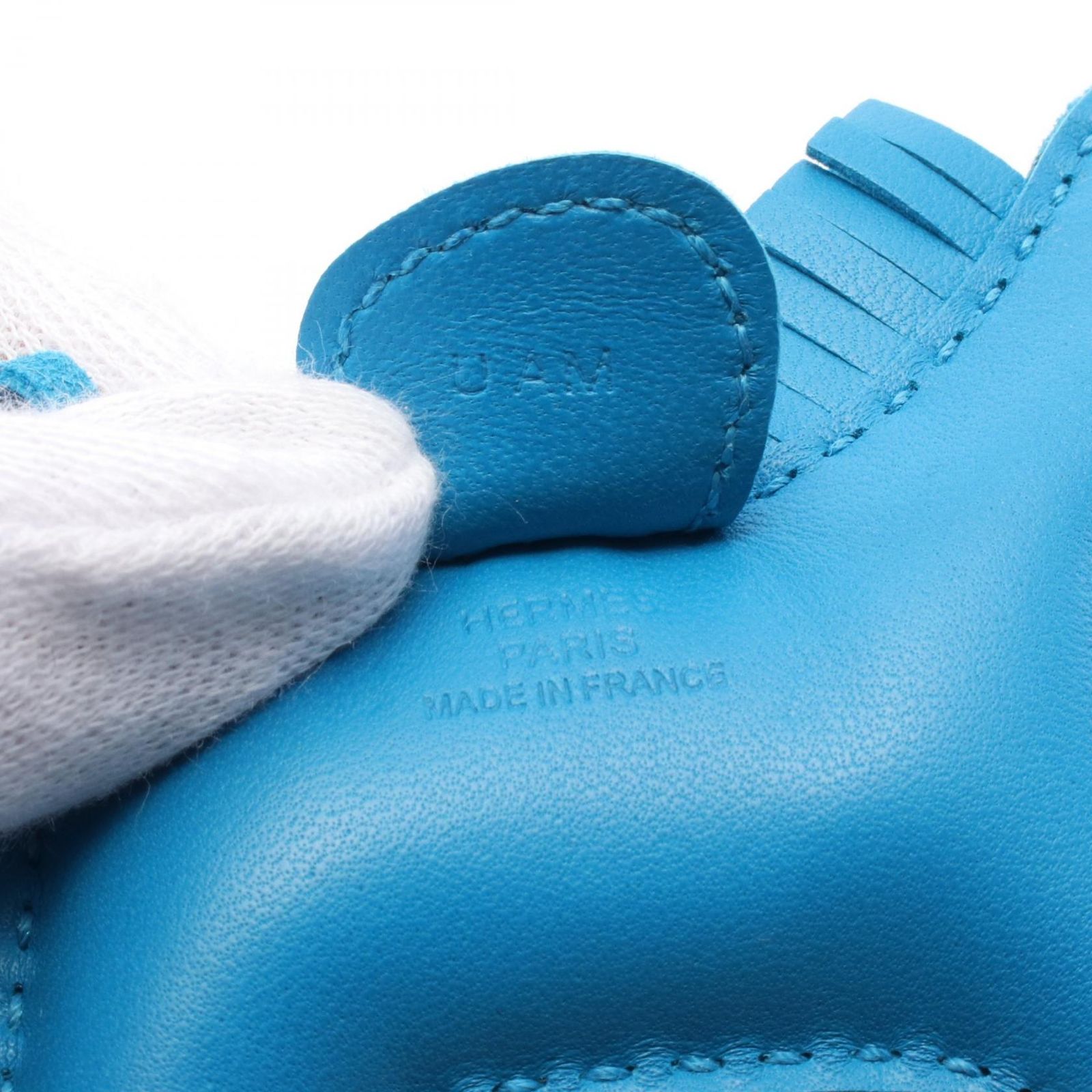 エルメスHERMES ロデオチャームPM 単色ブルー・ザンジバル青色 HERMES