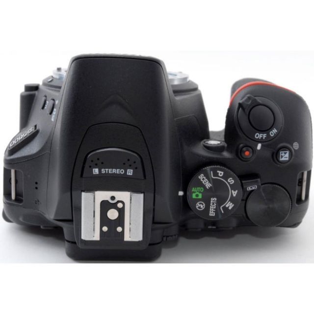 ニコン デジタル一眼 Nikon D5600 ダブルズーム Wi-Fi ＆ Bluetooth