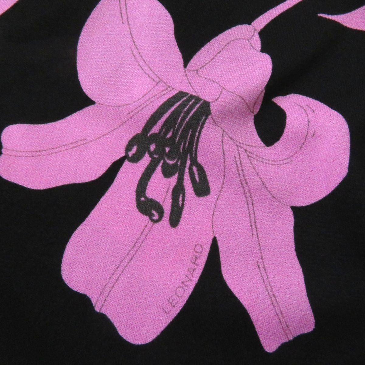 極美◎正規品 日本製 LEONARD FASHION レオナール ファッション 0160226 フロントリボン付 袖シースルー ワンピース 黒×ピンク 花柄 36