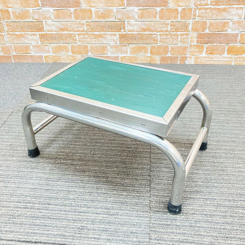 品 踏み台 ステンレス製 一段 踏台 ステップ 作業台 室内 介護 病院 医療 幅46cm 1I