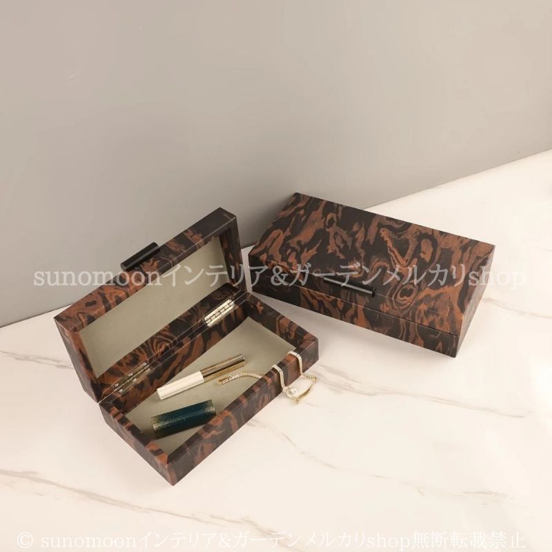 フェイクレザー