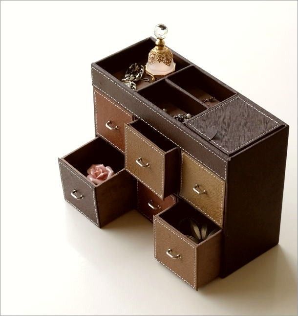 新品未使用】シンデレラ 70周年 フィギュア アクセサリーケース 小物