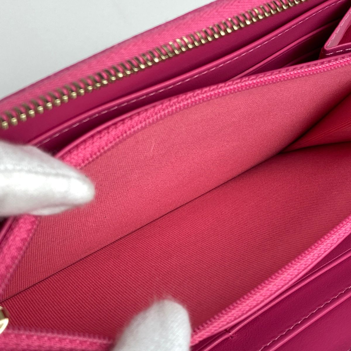 シャネル CHANEL カメリア ラウンドファスナー 長財布 ココマーク 長