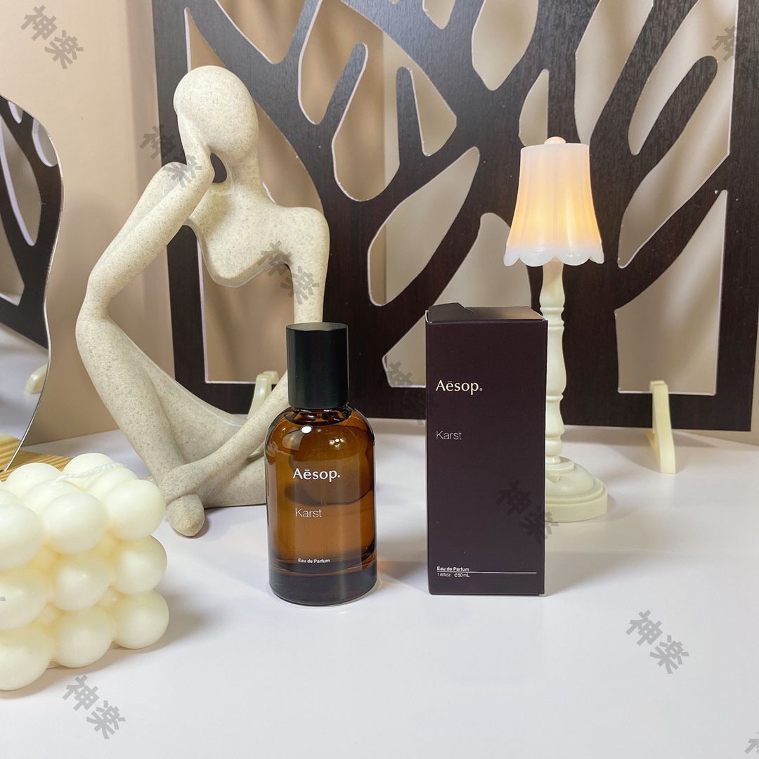 Aesop カースト オードパルファム 50mL