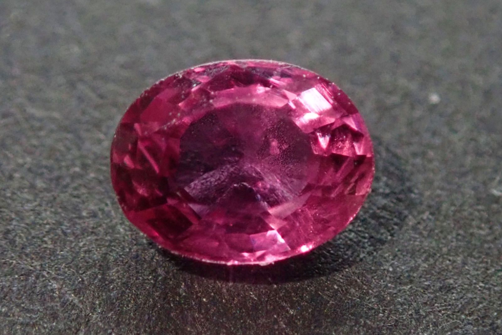 ルビー 1.635ct ソーティング付 