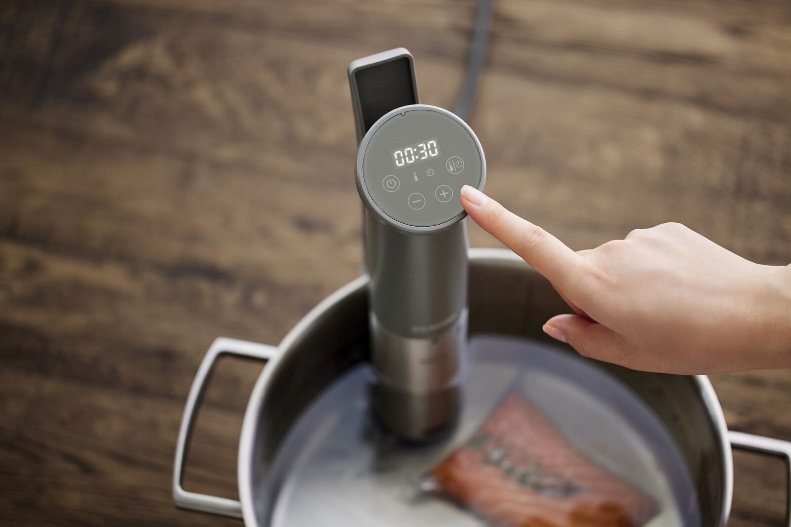 アイリスオーヤマ 低温調理器