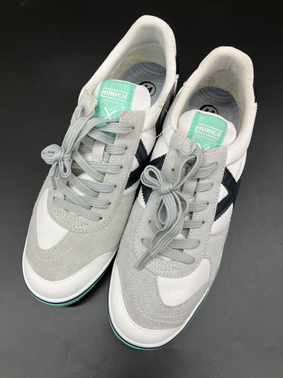 MUNICH フットサルシューズ グレー/ネイビー/ミント