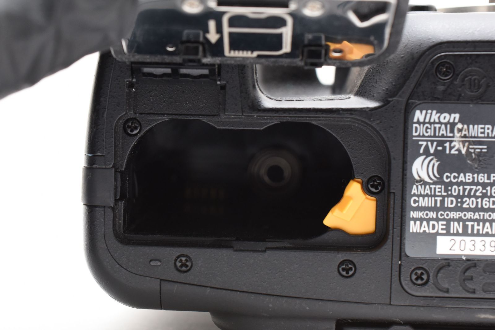 14265ショット！ 極上品 Nikon D500 バッテリーチャージャーセット