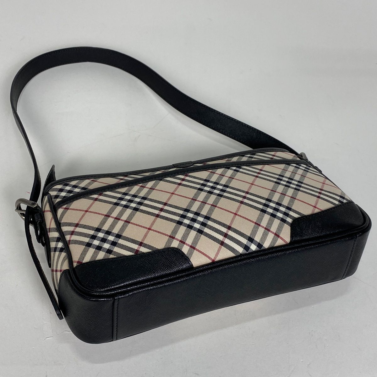 【極美品】バーバリー ハンドバッグ ブラック×ベージュ チェック柄 楽天市場】【バッグ】BURBERRY バーバリー ハンドバッグ 筒型