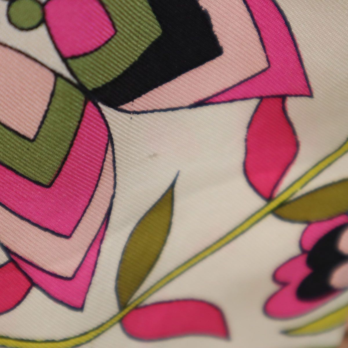 EMILIO PUCCI - 古着 Emilio Pucci エミリオプッチ 80s イタリア製 シルク ヴィンテージ 花柄 長袖 シャツ 抹茶系 レディース Emilio Pucci エミリオプッチ 80s イタリア製 シルク