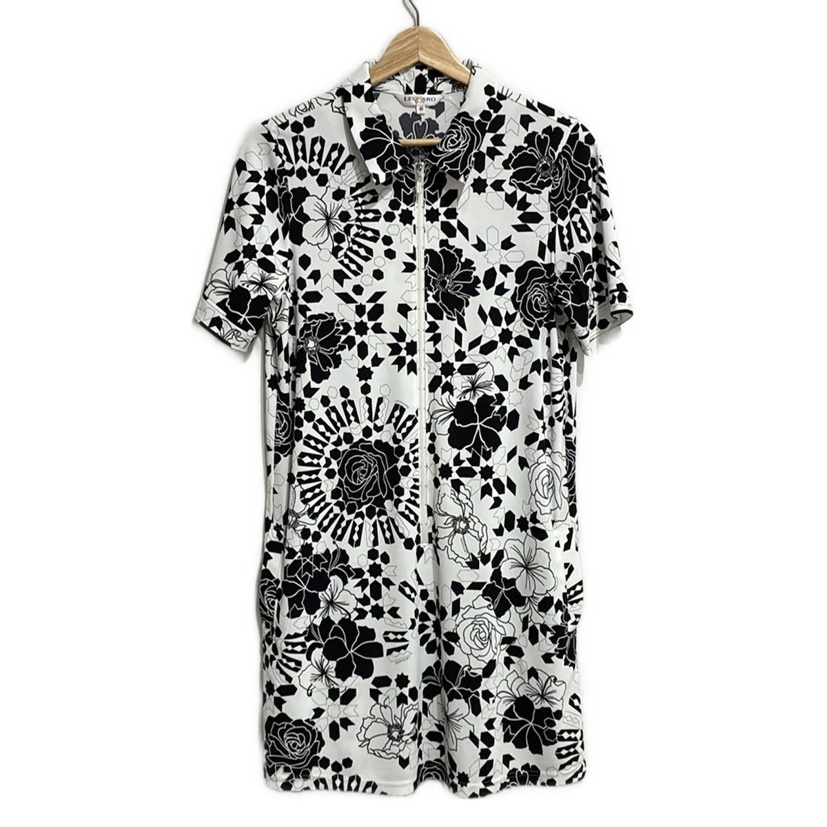 LEONARD SPORT レオナールスポーツ ワンピース サイズ40 M レディース - 白×黒 半袖|ひざ丈|花柄|ラインストーン