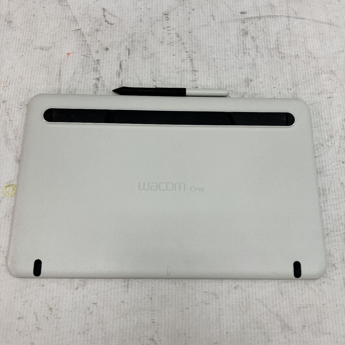WACOM DTC133 液晶ペンタブレット本体とペンセット Amazon.co.jp: 【Amazon.co.jp限定】 Wacom(ワコム) 13.3インチ