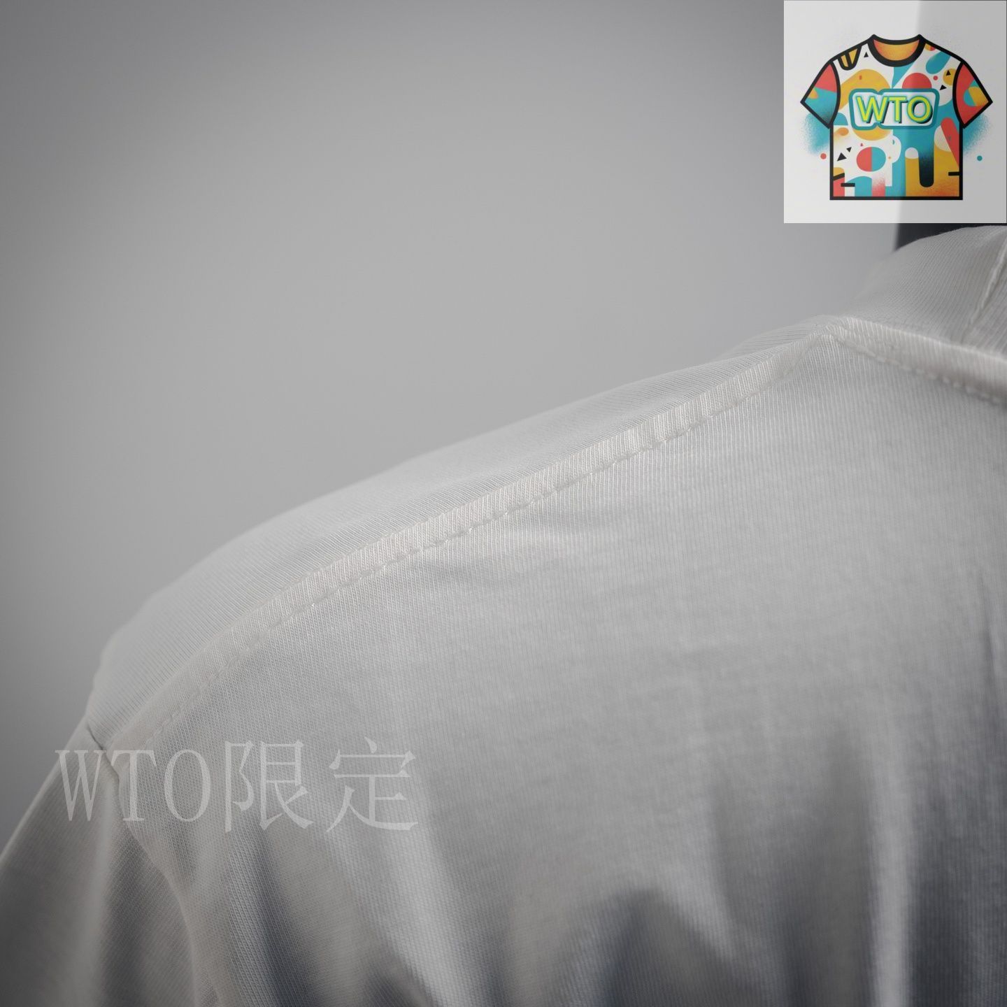 今日特価】LOUIS VUITTON LV スマイルエンボスロゴ T シャツ-2
