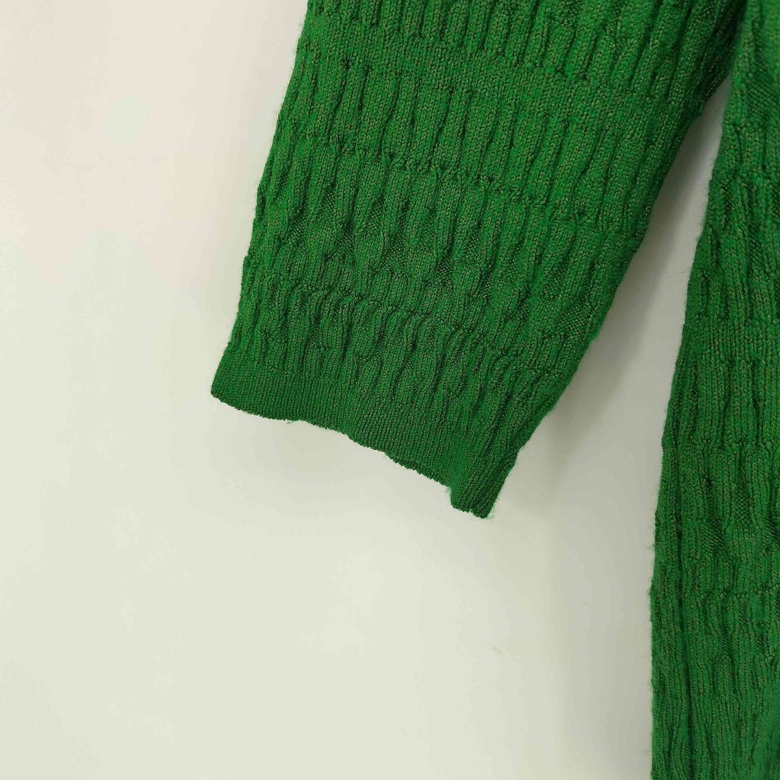 Mame Kurogouchi(マメクロゴウチ) 22SS Geometric Ribbed Knitte 中古 古着 0806 マメクロゴウチ Mame Kurogouchi 22SS Geometric Ribbed Knitted