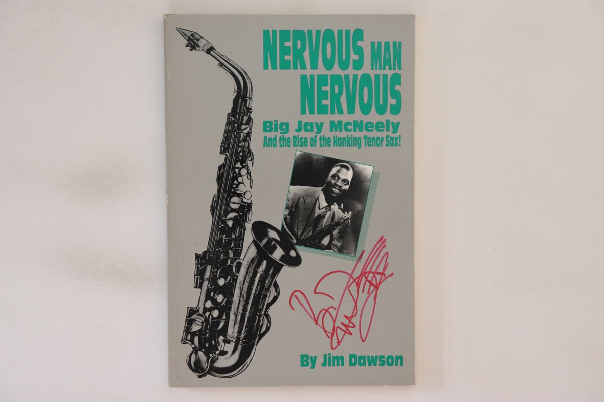 米BOOKS Big Jay Mcneely, Jim Dawson Nervous Man Nervous - Big Jay Mcneely And The Rise Of The Honking Tenor Sax ! ISBN0936433175 BIG NICKEL /00330 米BOOKS Big Jay Mcneely, Jim Dawson Nervous Man Nervous - Big Jay