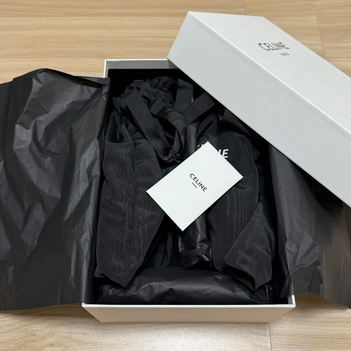 セリーヌ トリオンフ