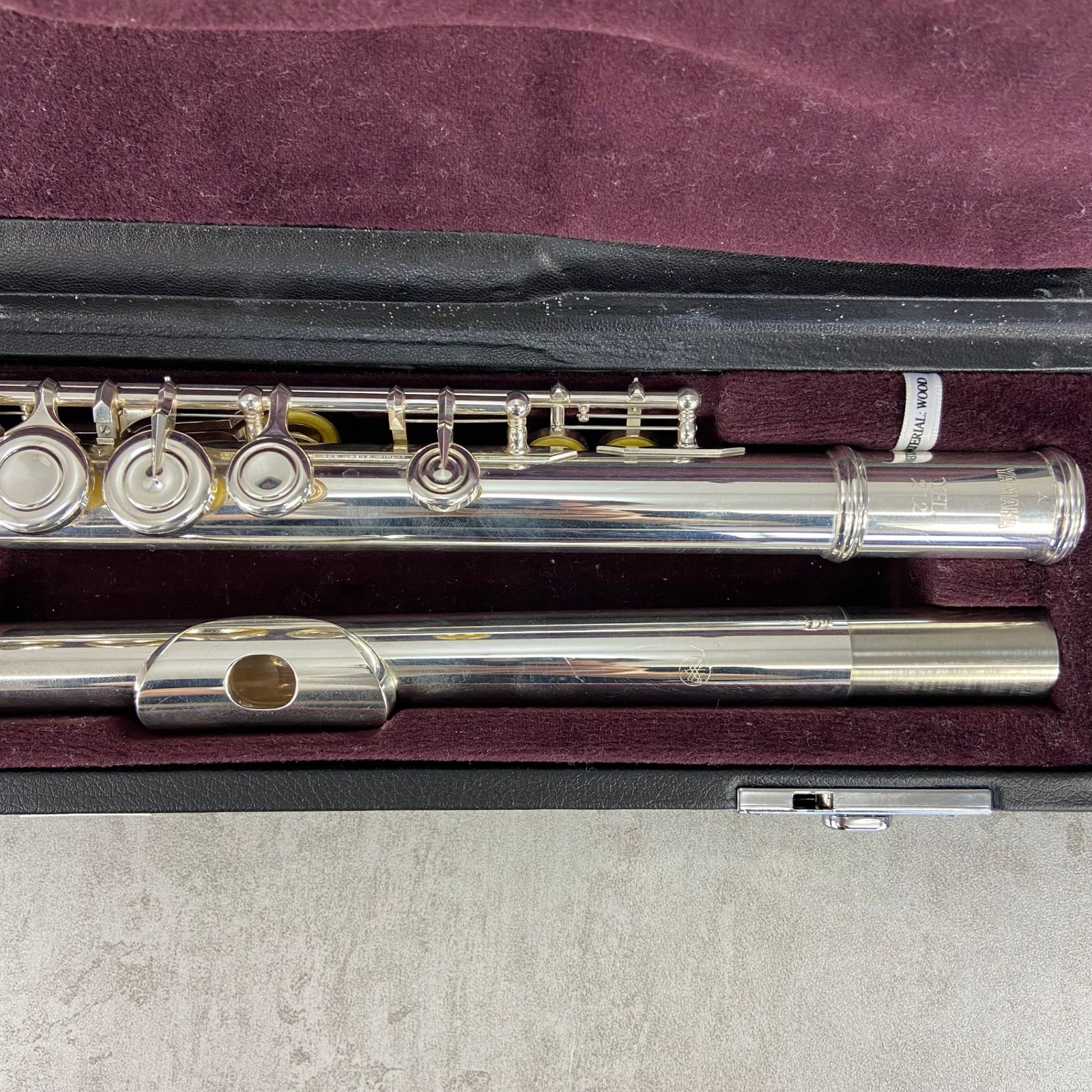 YAMAHA ヤマハ YFL212 フルート Flute 木管楽器 Eメカ ピントップアーム 銀メッキ 初心者おすすめ スチューデントモデル -  メルカリ