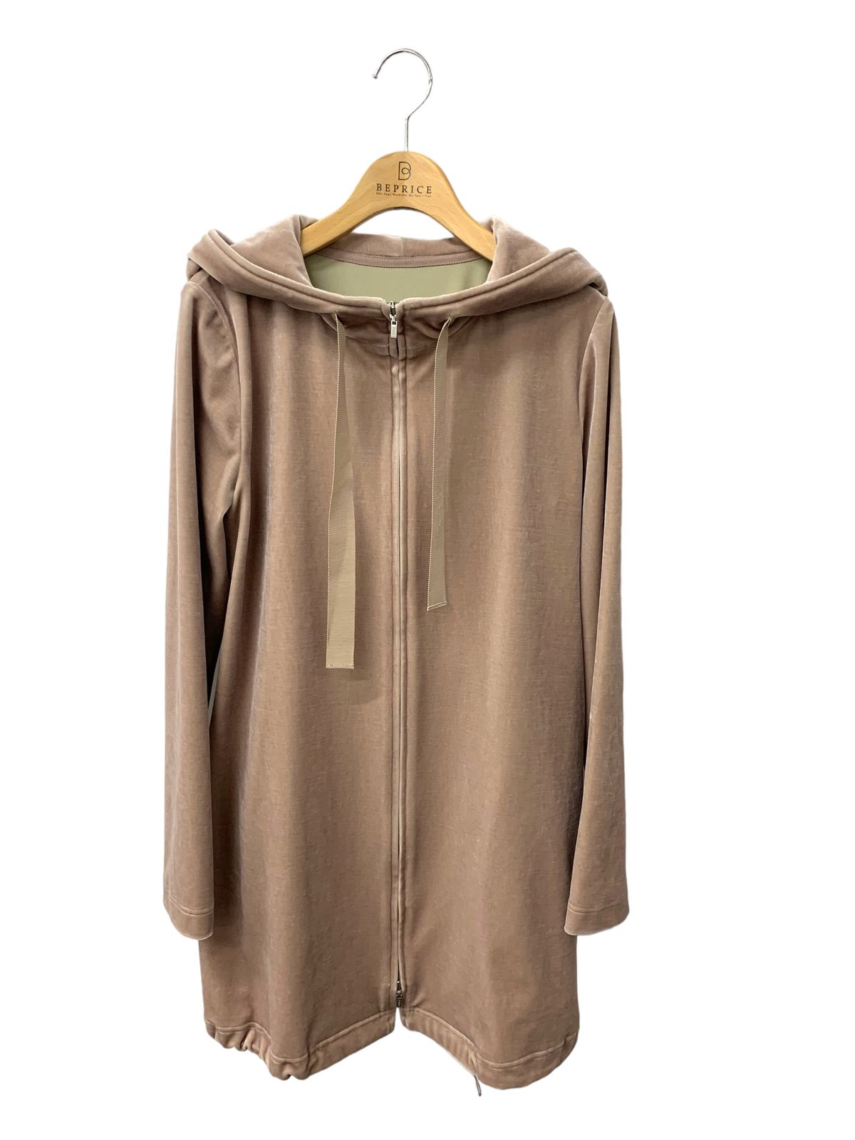 ベロアノワール by フォクシーニューヨーク CASSIA 43861 パーカー 40