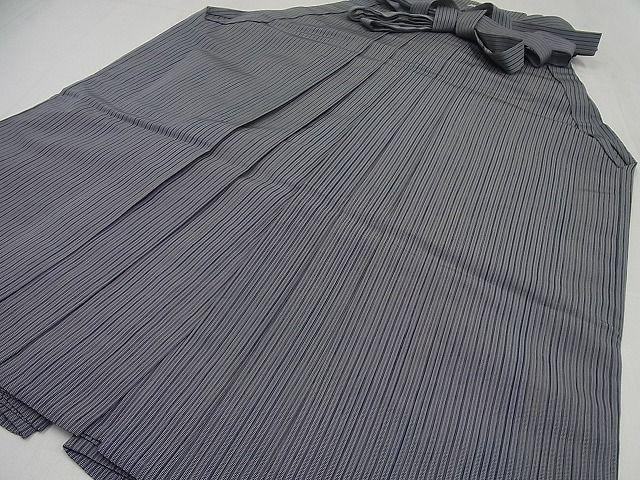 平和屋本店 上 男性 人間国宝 甲田綏郎 精好仙台平 馬乗り袴 縞 4s196