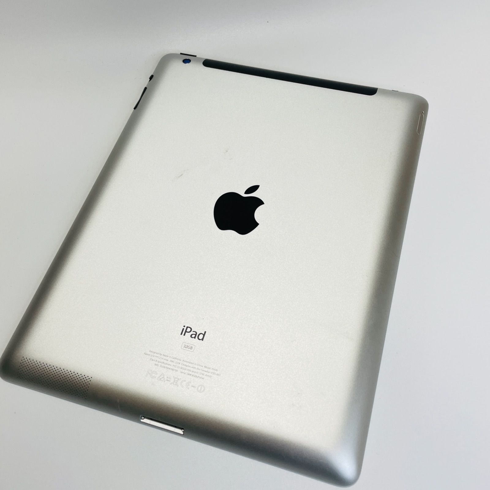 美品】apple iPad 第3世代 32GB 9.7インチ大画面 ◇182 - メルカリ