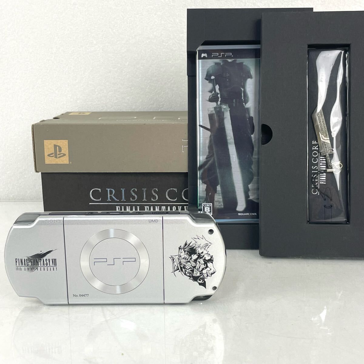 美品　ファイナルファンタジーVII クライシスコア PSP 10周年限定品 Amazon | クライシス コア -ファイナルファンタジーVII-(FFVII