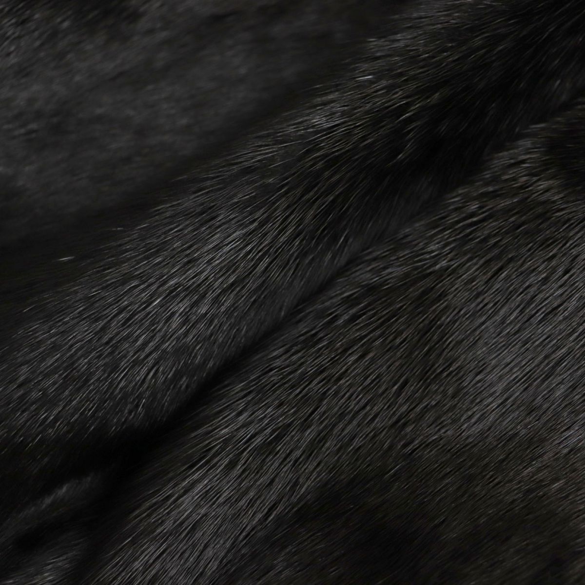 毛並み極美品▼MINK　ミンク　本毛皮コート　ダークブラウン(ブラックに近い)　毛質艶やか・柔らか◎