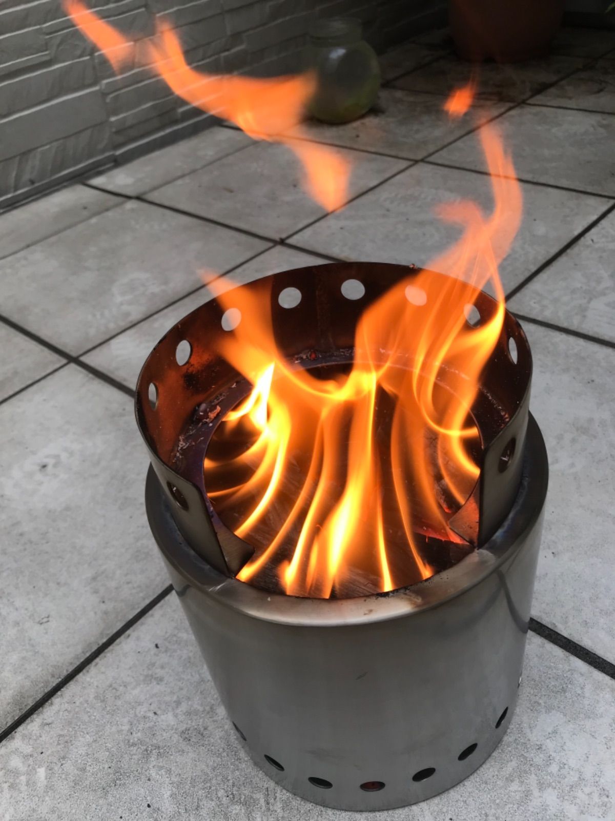 ソロストーブ キャンプファイヤー ペレット用 ロストル＆五徳 - メルカリ