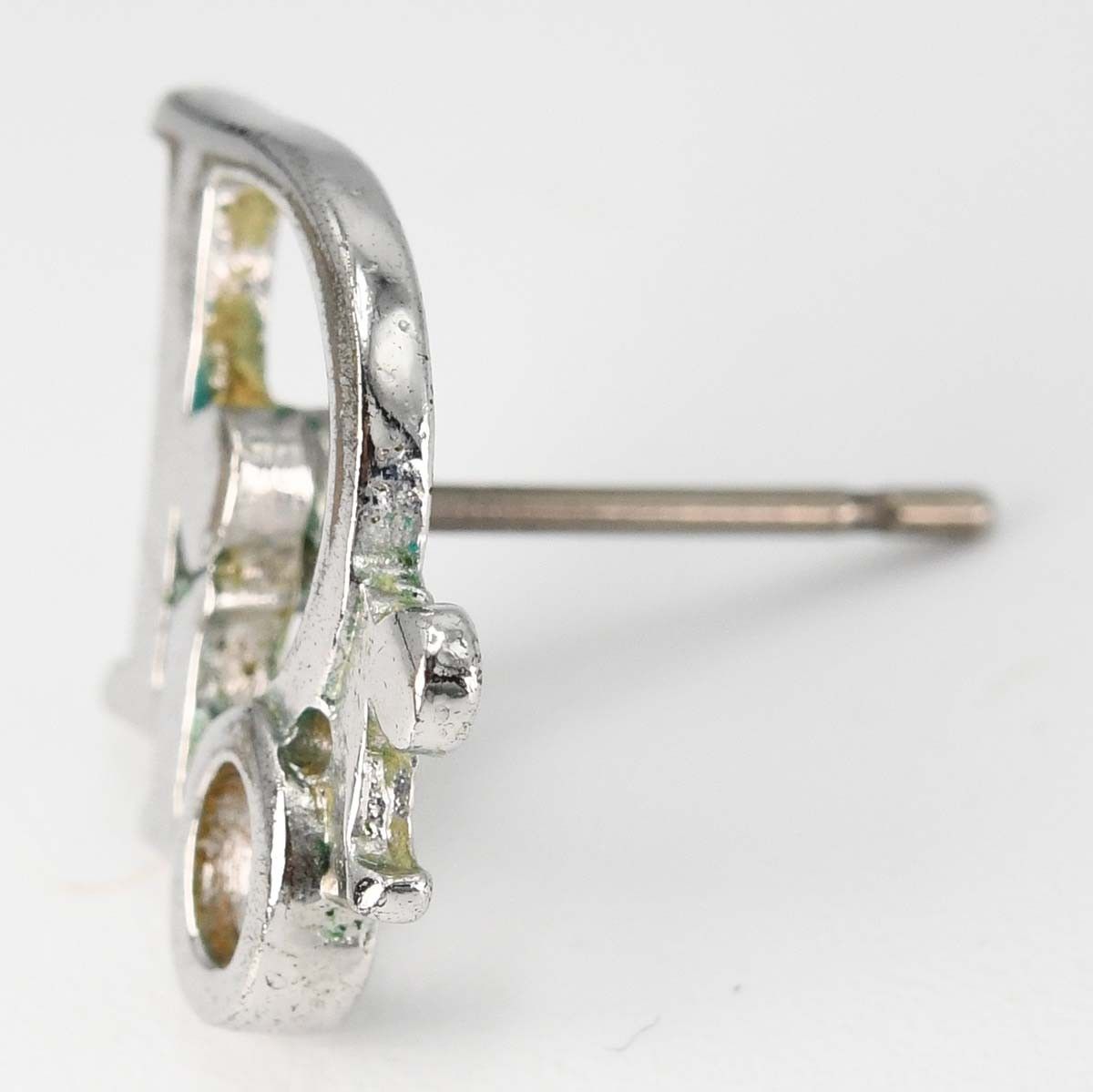 【クリスチャンディオール】 ピアス ロゴマーク シルバーカラー クリスチャンディオール Christian Dior ロゴ ピアス シルバー