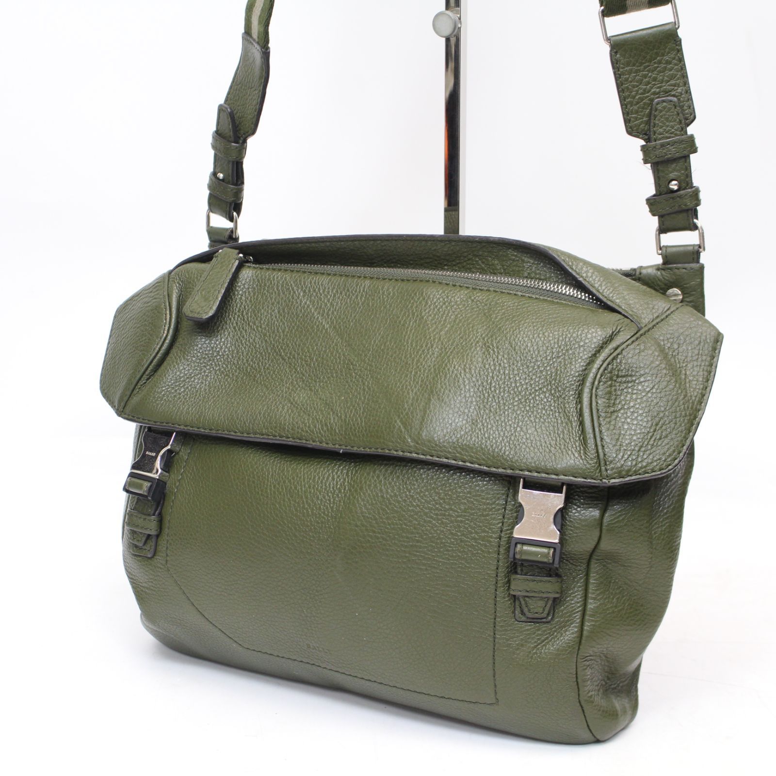 IS513)BALLY バリー ショルダーバッグ カーキ メンズ レザー IS513)BALLY バリー ショルダーバッグ カーキ メンズ レザー