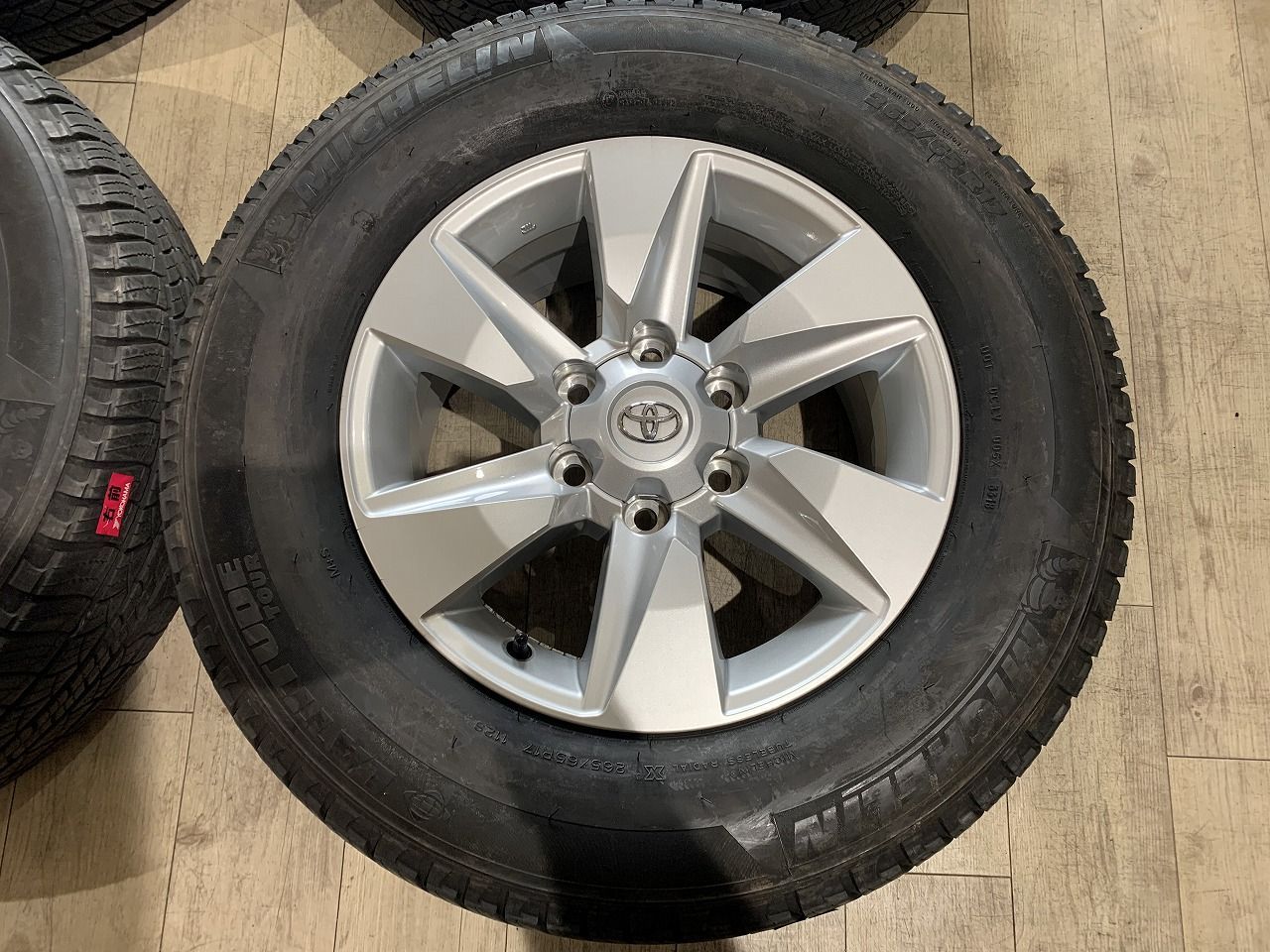 7.5J 25