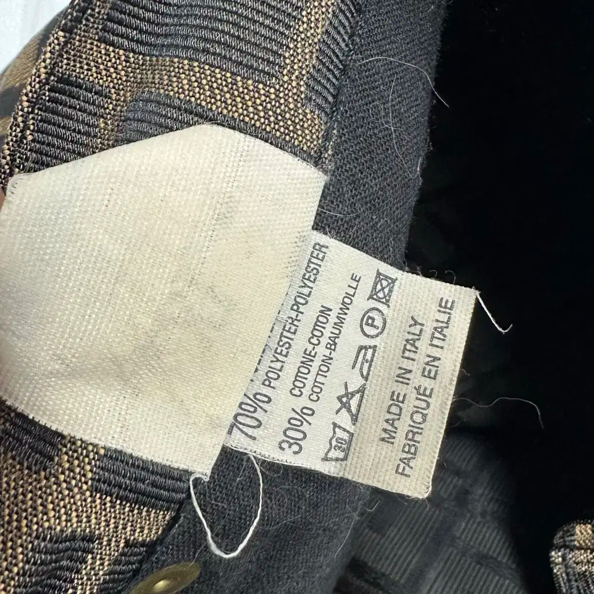 フェンディ　スラックスパンツ　ズッカ柄　ブラック　46 FENDI(フェンディ) スラックスパンツFB0767 FB0767 ブラック サイズ 48