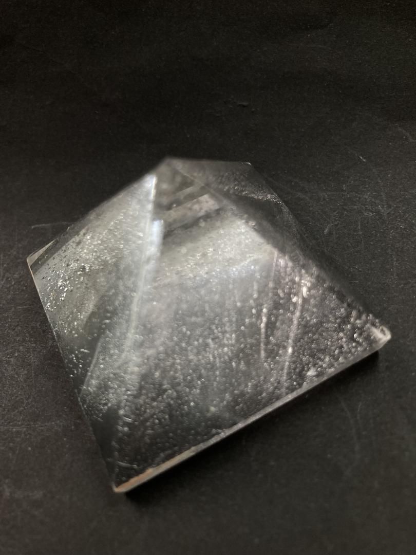 クリスタル E34360水晶＊ピラミッド＊Quartz＊天然石＊磨き＊ 水晶