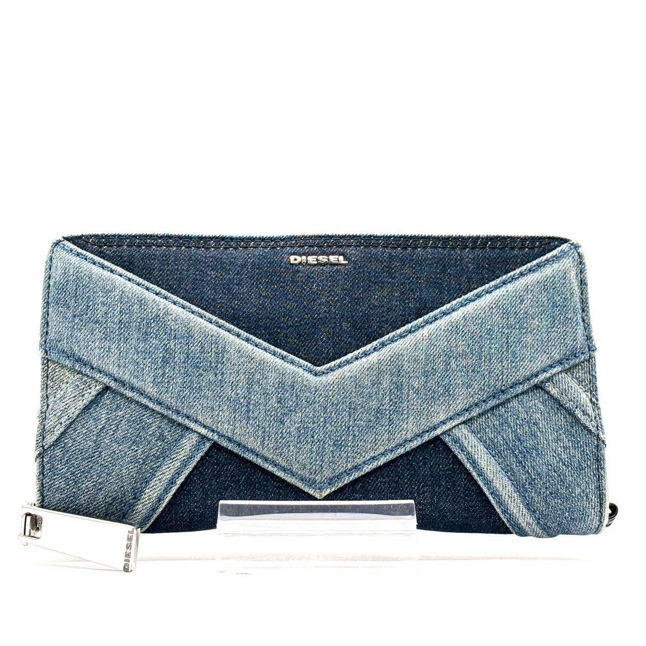 良品✨ディーゼル　長財布　ラウンドファスナー　デニム　ブルー DIESEL（ディーゼル）の「パッチワーク ラウンドファスナー