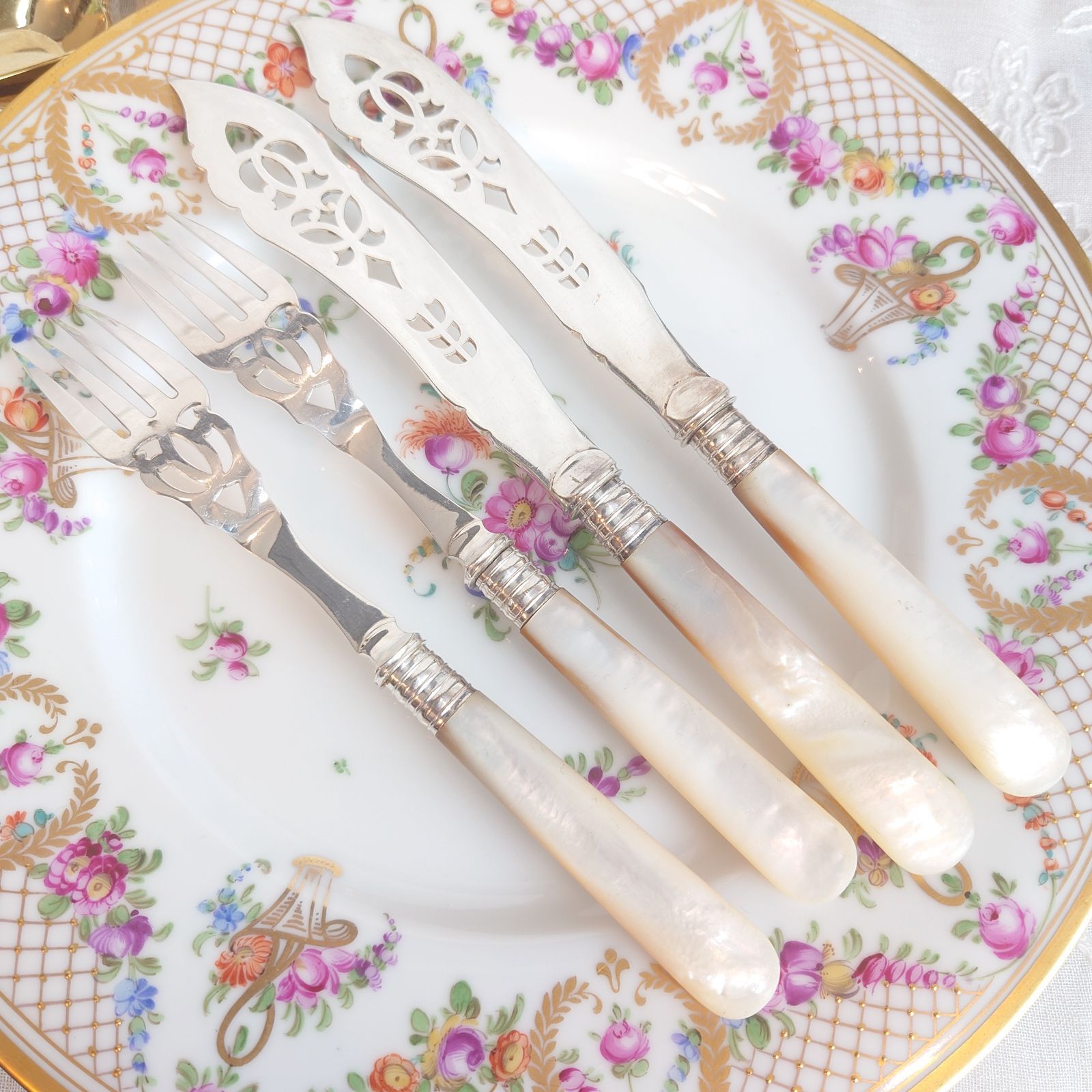 マザーオブパール ピアッシングカトラリーセット